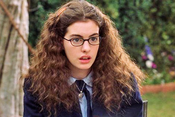 How Old Was Anne Hathaway In The Princess Diaries? Her Age During The Iconic Role Neveletlen hercegnő - The Princess Diaries [2001] - Így indult Anne